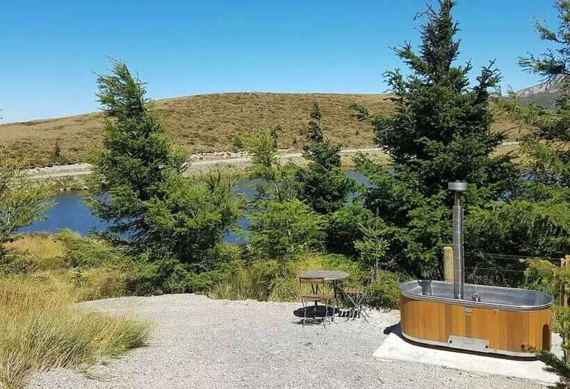 Lake Stella Mountain Huts