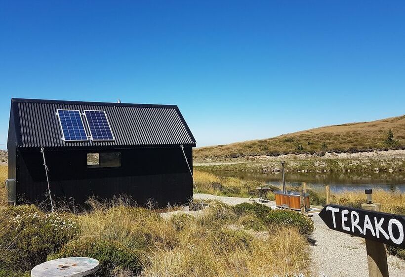 Lake Stella Mountain Huts