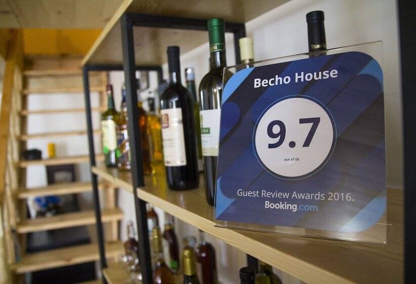 پانسیون Becho House