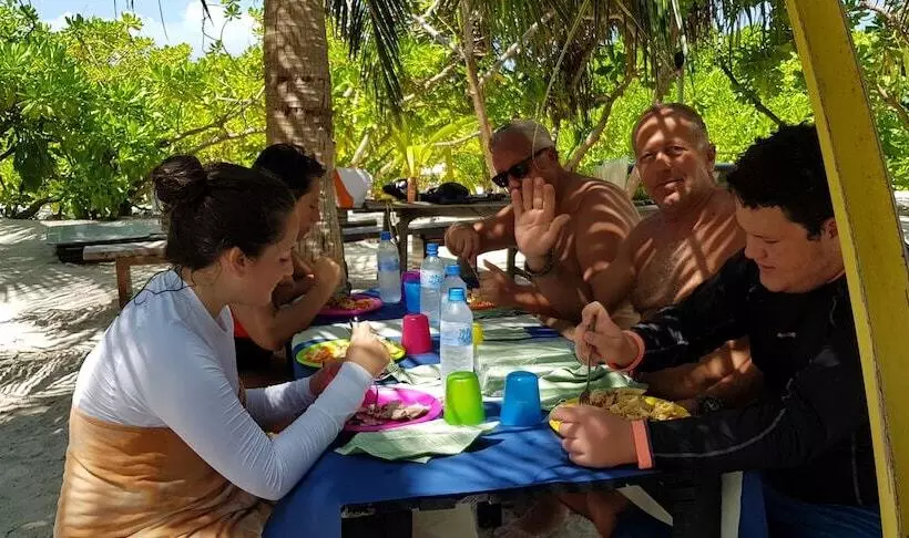 پانسیون Casa Enjoy Maldives