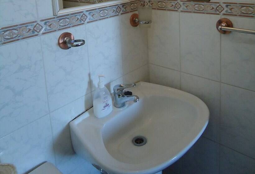 Пансион Hospedaje Corina