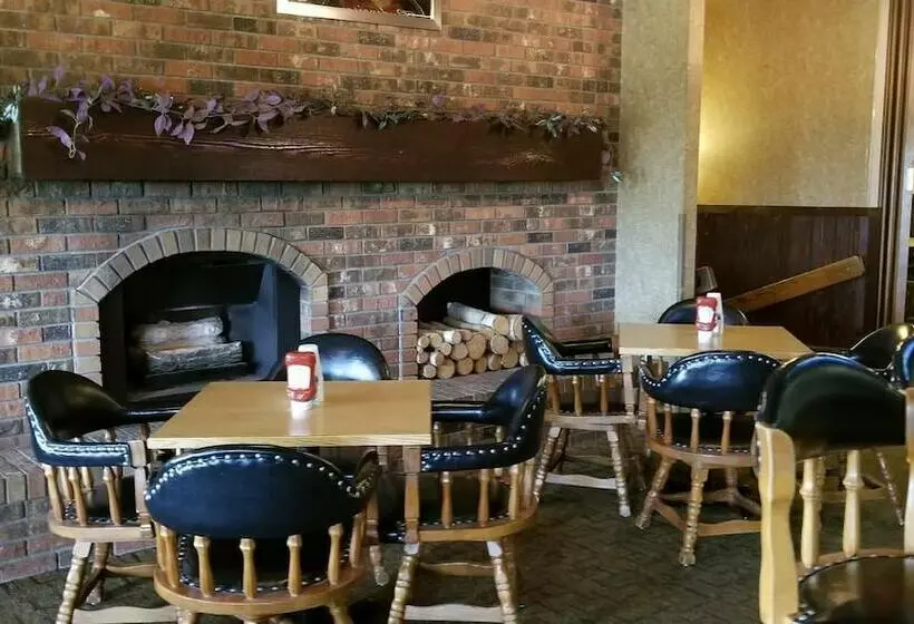 Alexander House Motel