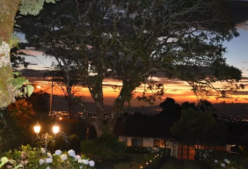 Aamiaismajoitus (B&B) Finca Paraiso Mountain Retreat