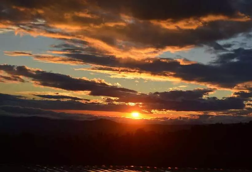 Aamiaismajoitus (B&B) Finca Paraiso Mountain Retreat