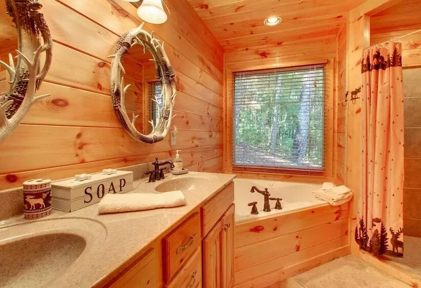 Crockett Mountain Lodge Nevaeh Cabin Rentals