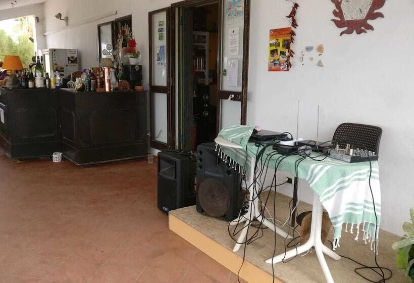 פונדק Club Torre Marino