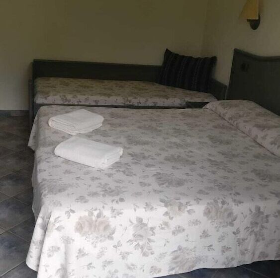 פונדק Club Torre Marino