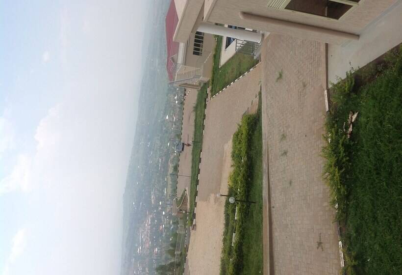 هتل Akagera Resort And Country Club