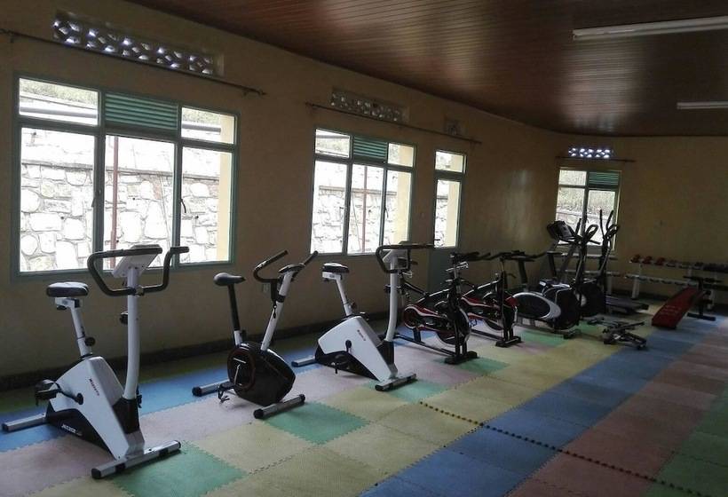 هتل Akagera Resort And Country Club