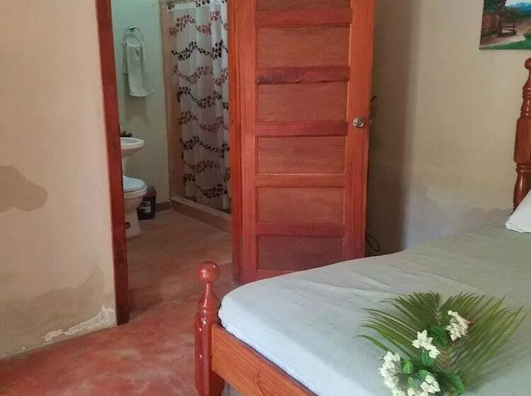 Hotelli Authentic Village