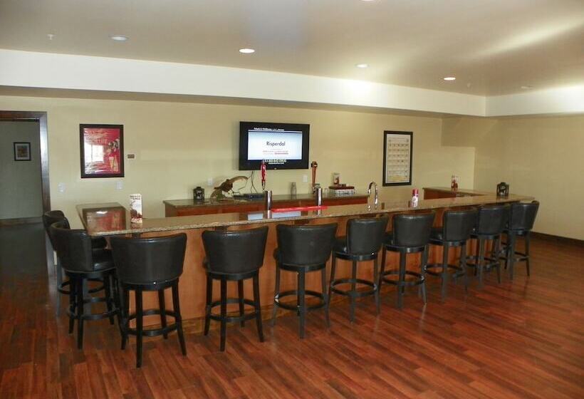 فندق Dakota Prairie Lodge & Resort