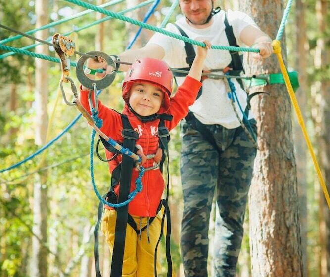 هتل Discovery Borovoe