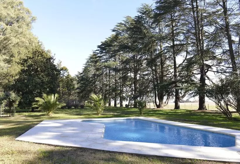 Hotelli Estancia Argentina La Armonia