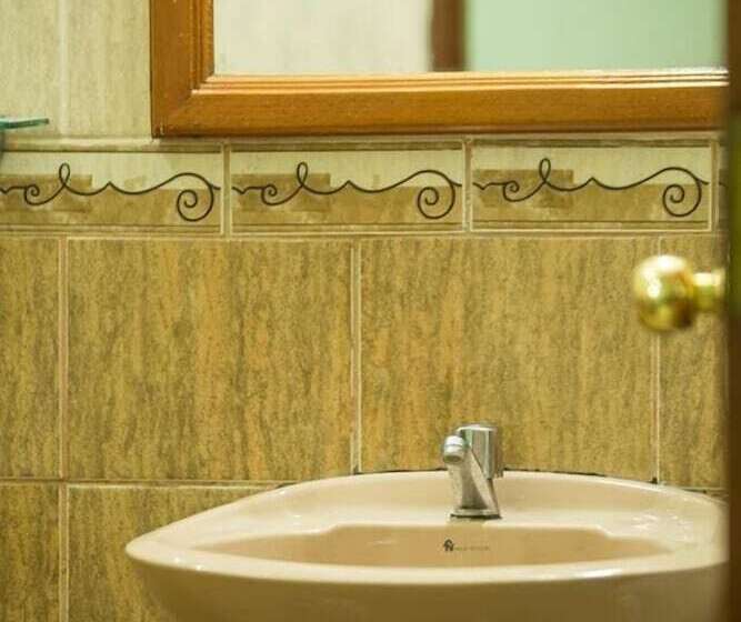 هتل Hospedaje Rosa Victoria