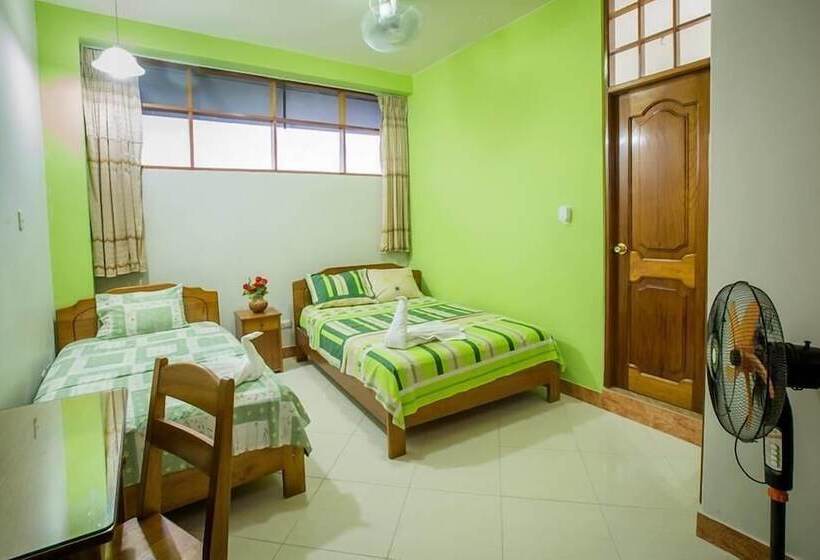 هتل Hospedaje Rosa Victoria