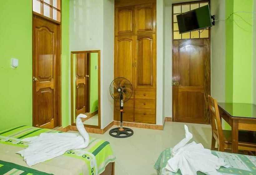 هتل Hospedaje Rosa Victoria