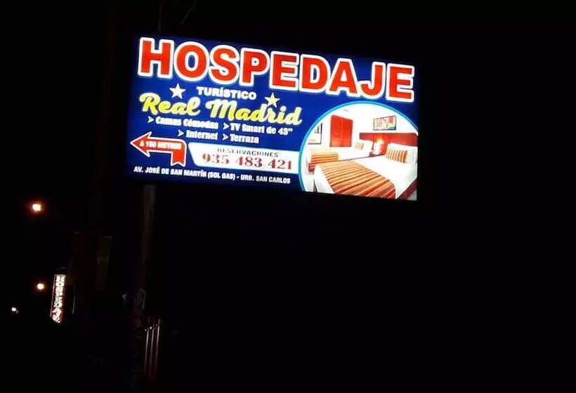 Hotelli Hospedaje Turistico Real Madrid