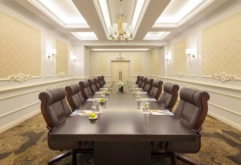 هتل Meliá Vinpearl Phu Ly
