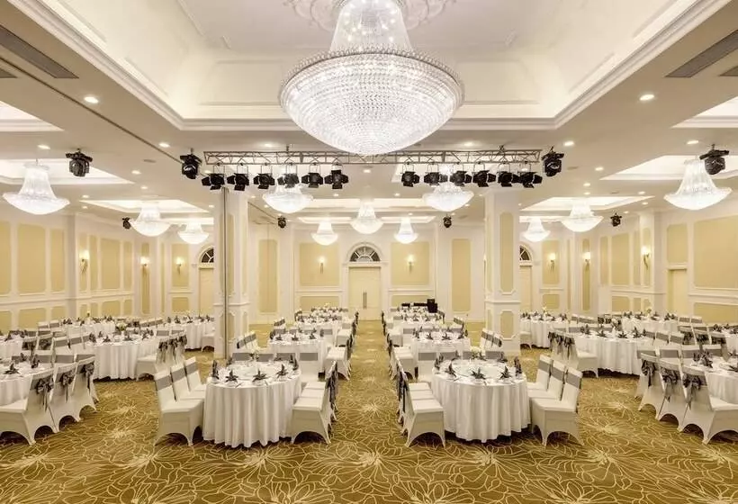 هتل Meliá Vinpearl Phu Ly