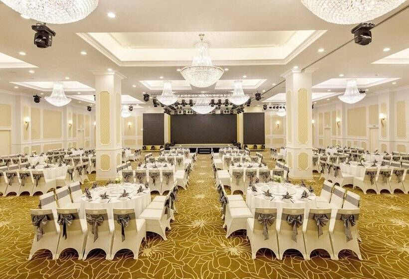 هتل Meliá Vinpearl Phu Ly