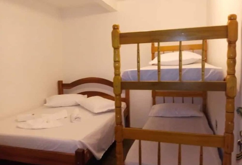 בית מלון כפרי Pousada E Restaurante Mediterraneo