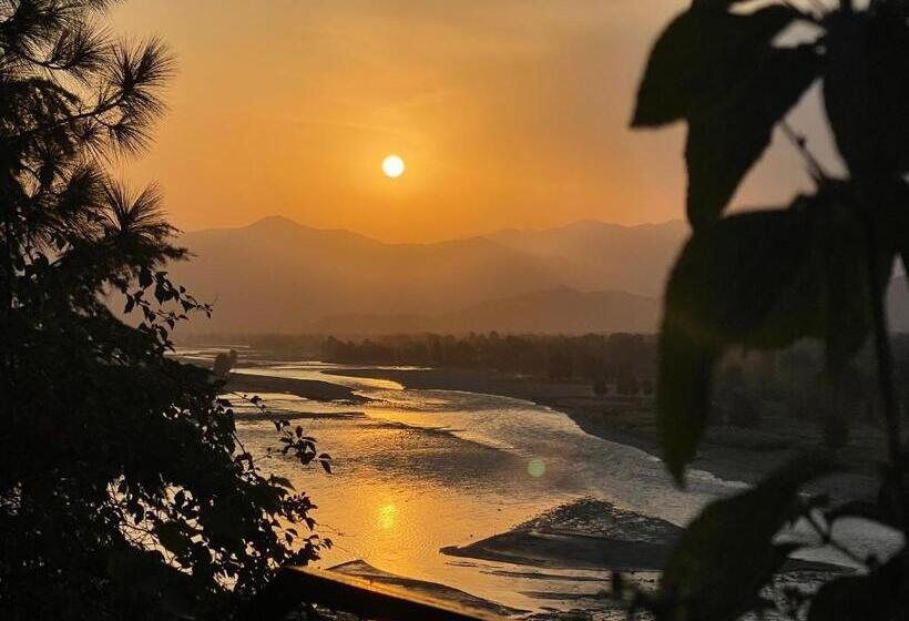 هتل Rock City Resort