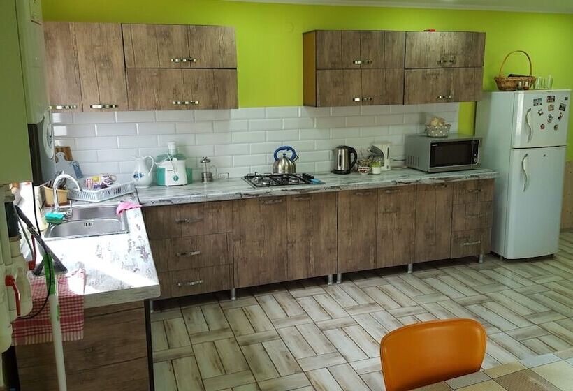 پانسیون Martvilla