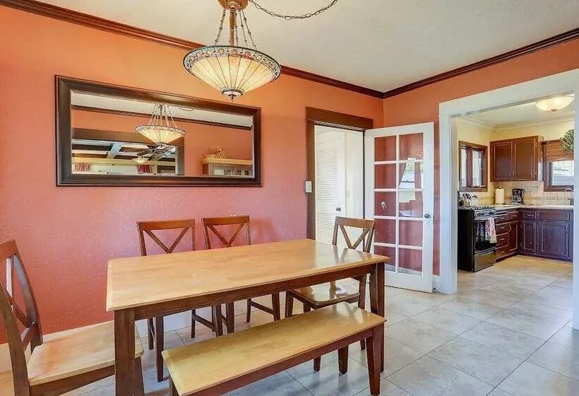 Pet Friendly Albany Cottage With Bbq On The Deck By Redawning