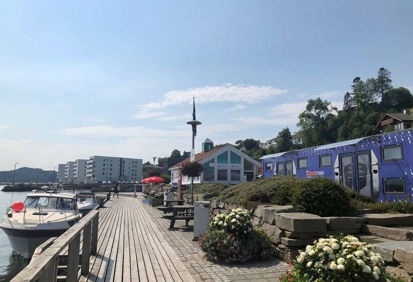 Podtown Os Harbour Hostel