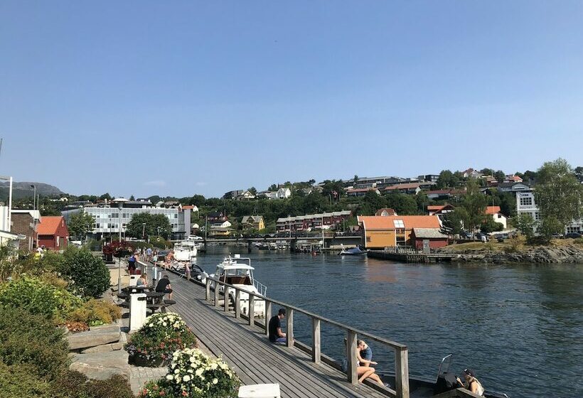 Podtown Os Harbour Hostel