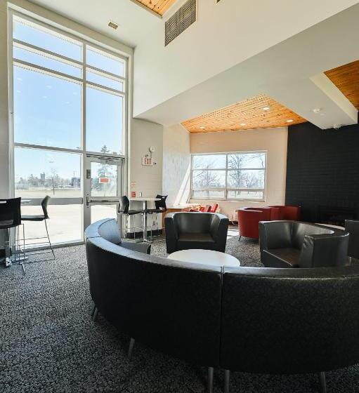 هاستل Backpacker College At St Lawrence University