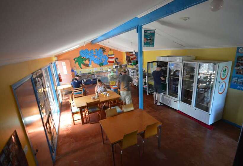 호스텔 Ozzie Pozzie Backpackers   Yha