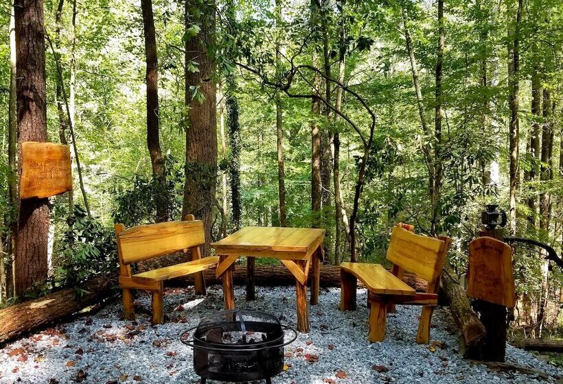 Bear Creek Lodge And Cabins In Helen Ga   Pet Friendly, River On Property, Walking Distance To Downt