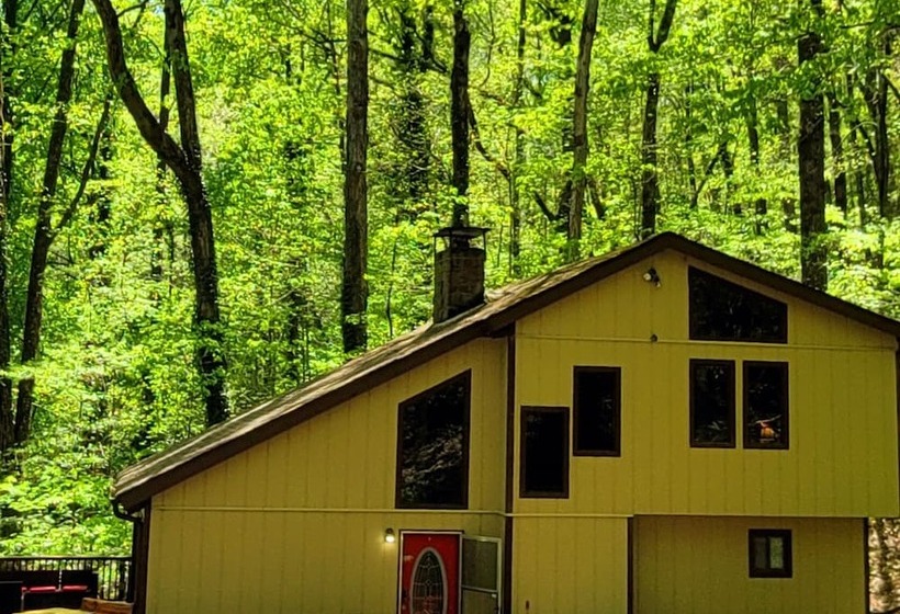 Bear Creek Lodge And Cabins In Helen Ga   Pet Friendly, River On Property, Walking Distance To Downt