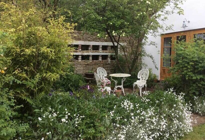 Bed and Breakfast Hadrian S Barn