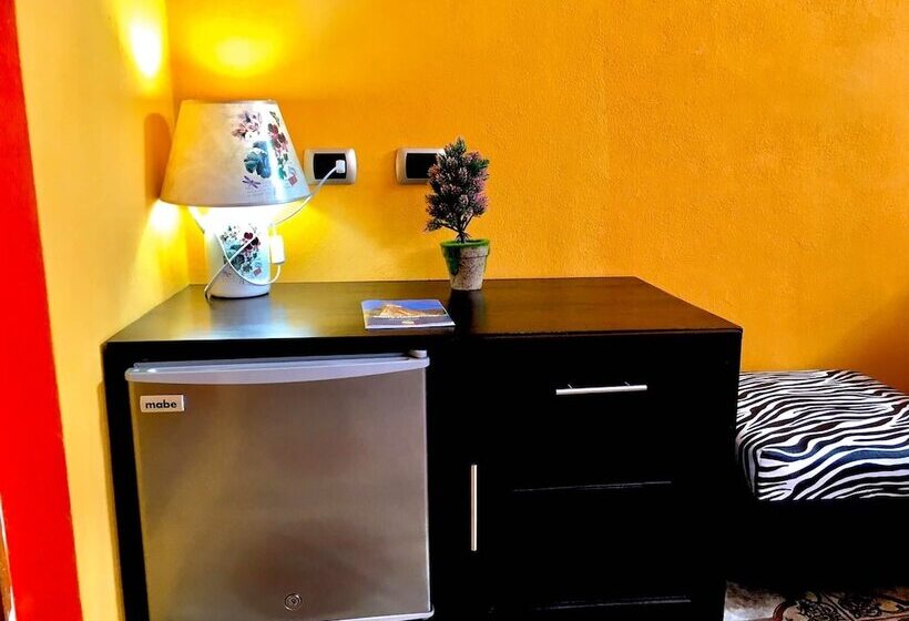 مسافرخانه San Miguel