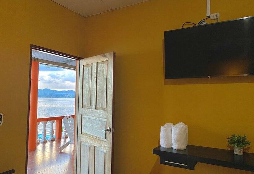 مسافرخانه San Miguel