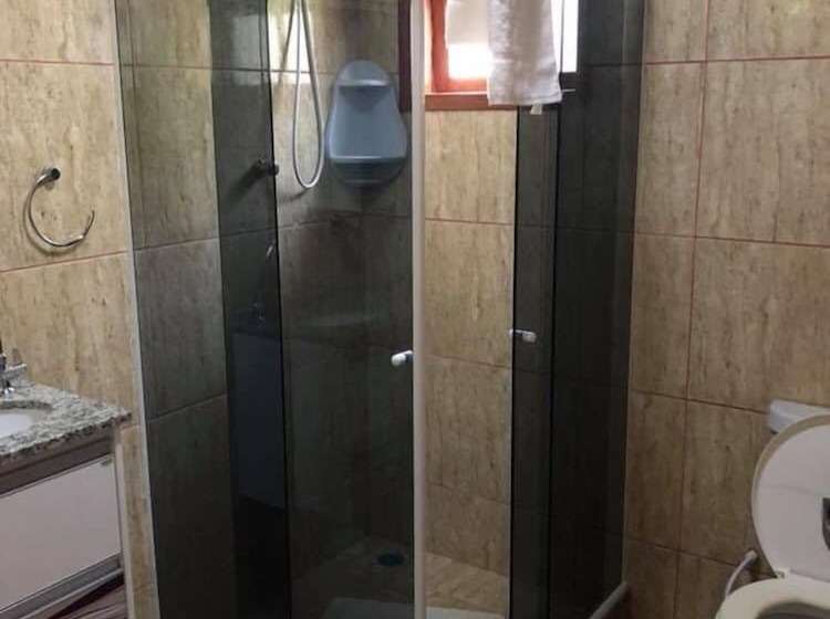 酒店 Black Point Beach Club