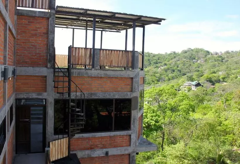 Hotelli Hush Maderas