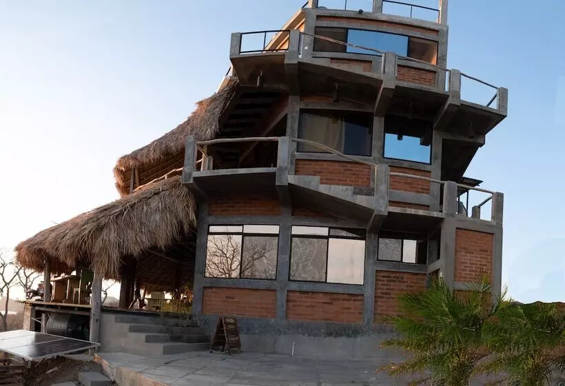 Hotelli Hush Maderas