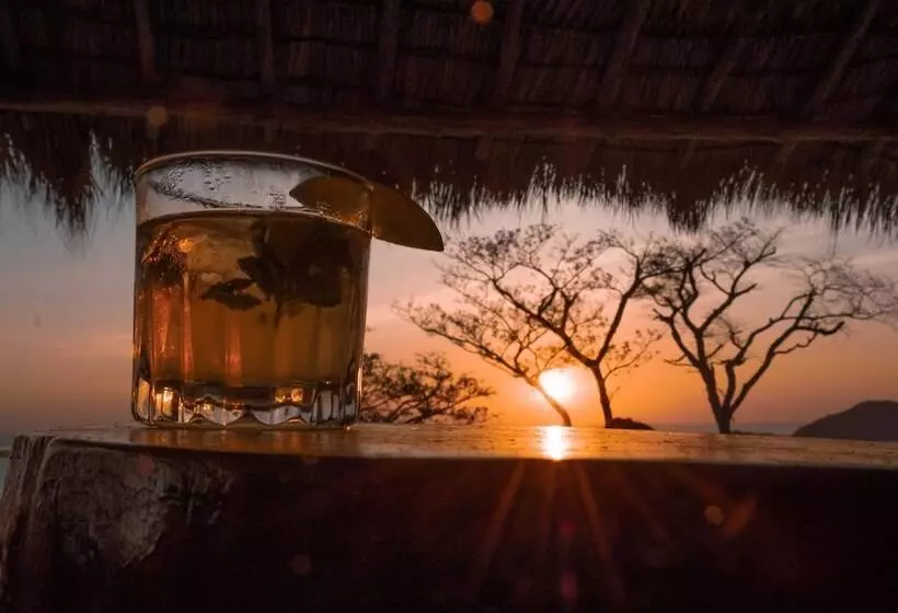 Hotelli Hush Maderas