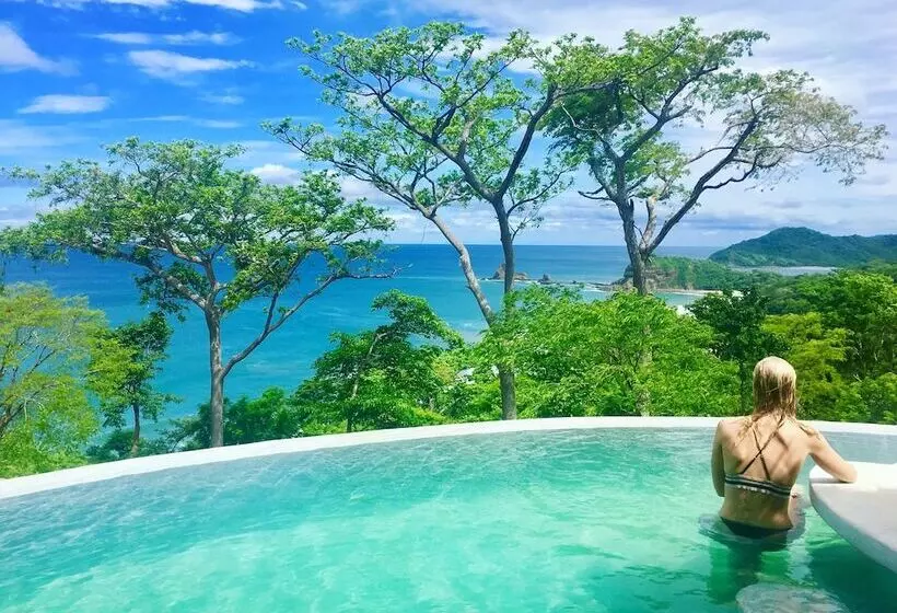 Hotelli Hush Maderas