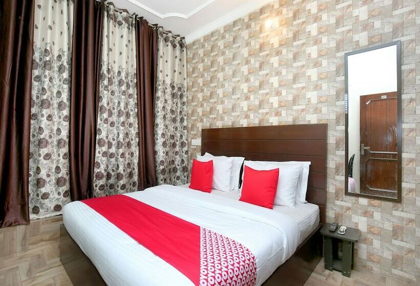 فندق Oyo 13700  Star Palace