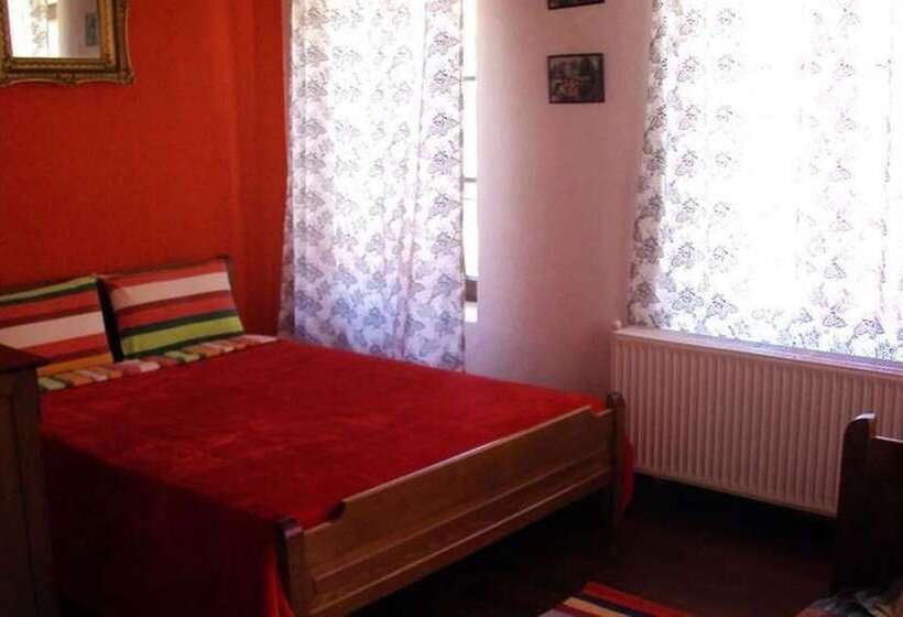 בית מלון כפרי Philippos