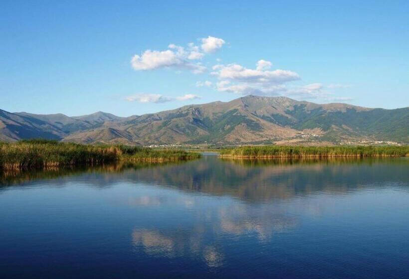 בית מלון כפרי Philippos