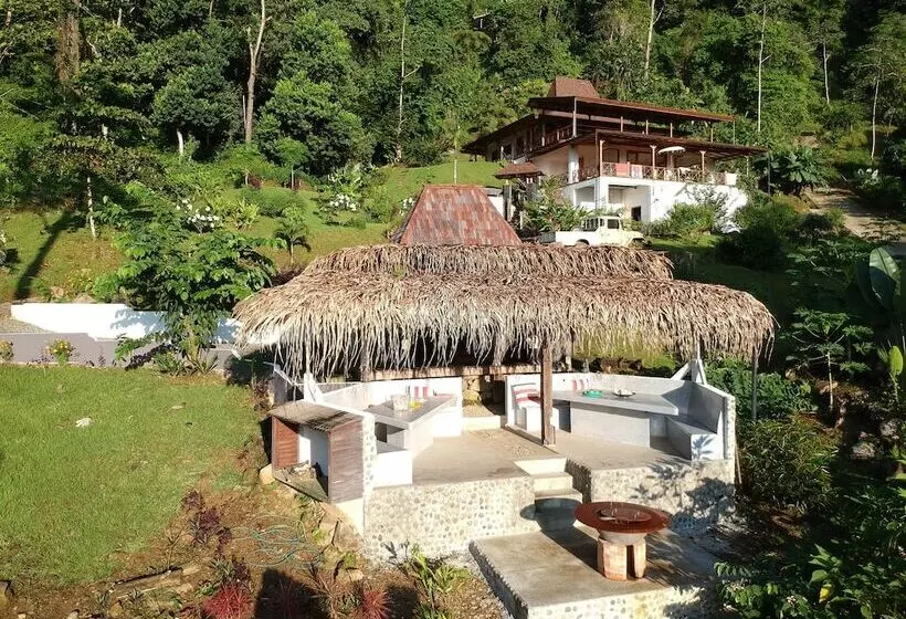 Hotelli Uvita Bali Bosque Retreat