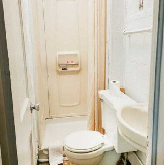 فندق على الطريق Country Club Inn