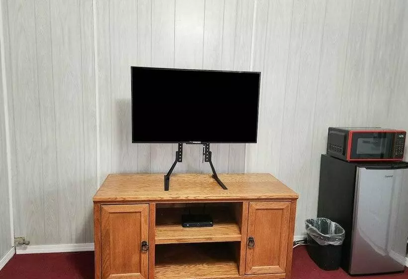 Motelli Country Club Inn