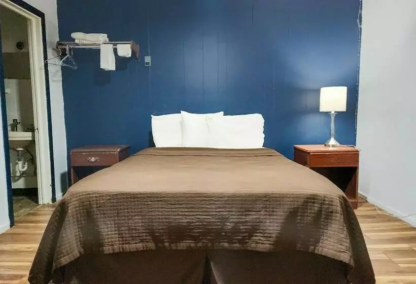 Motelli Country Club Inn