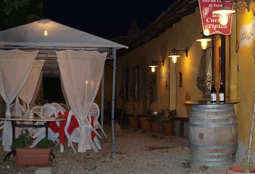 Majatalo Arco Dei Nobili